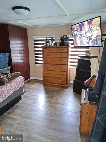 33 SQUAW CIR, Barto, PA 19504