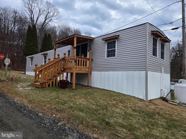 33 SQUAW CIR, Barto, PA 19504