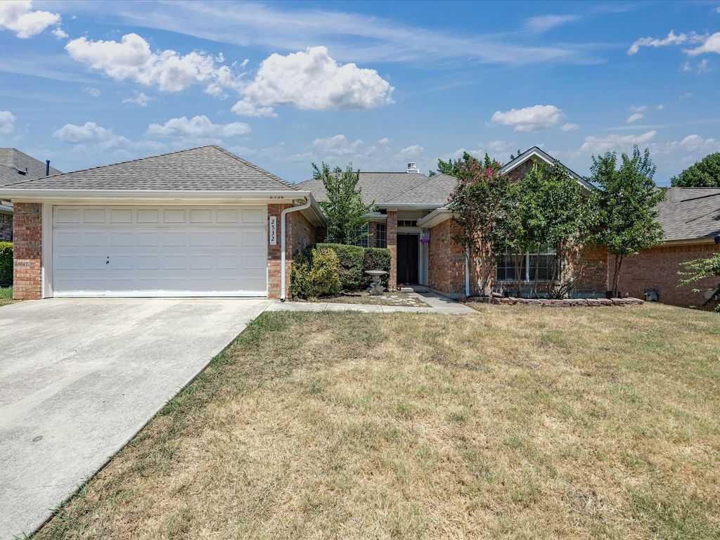2532 John Drive, Denton, TX 76207 — exterior