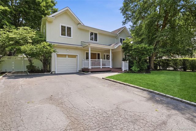 9 Mount Sinai Avenue S, Port Jefferson Station, NY 11776