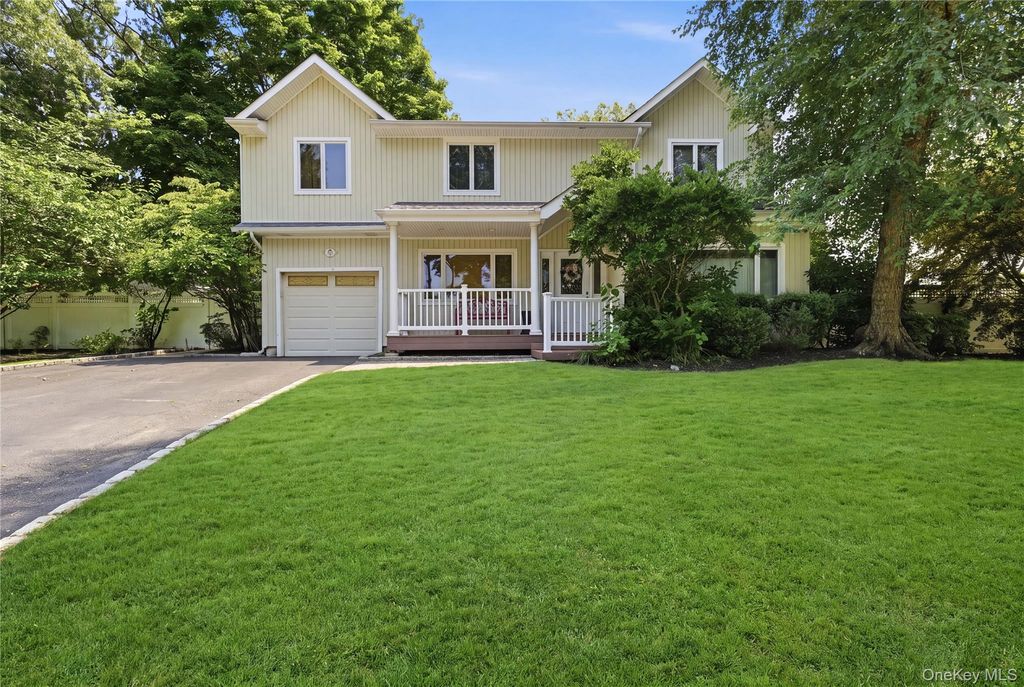 9 Mount Sinai Avenue S, Port Jefferson Station, NY 11776