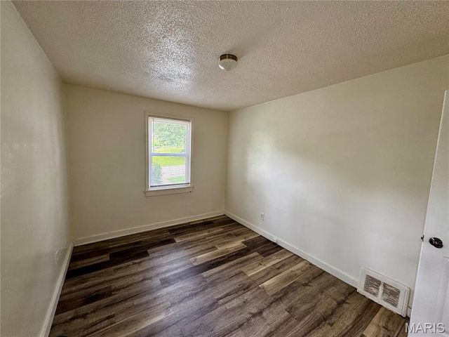 4533 Stivers Street, Normandy, MO 63121