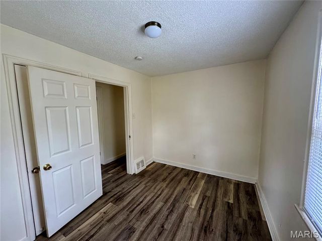 4533 Stivers Street, Normandy, MO 63121