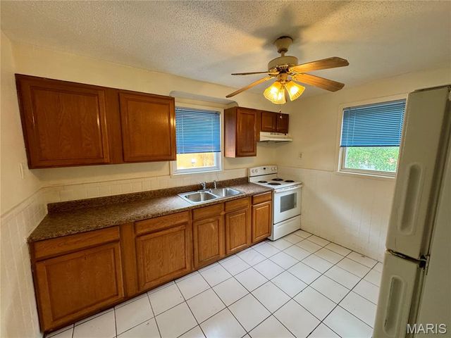4533 Stivers Street, Normandy, MO 63121