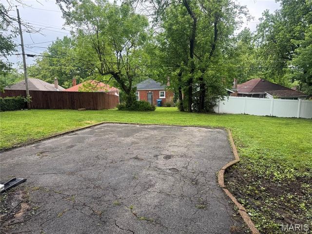 4533 Stivers Street, Normandy, MO 63121