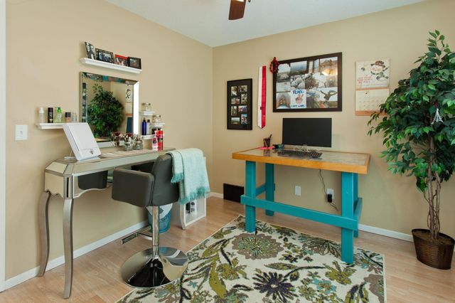 831 Weeks Avenue SE, Minneapolis, MN 55414