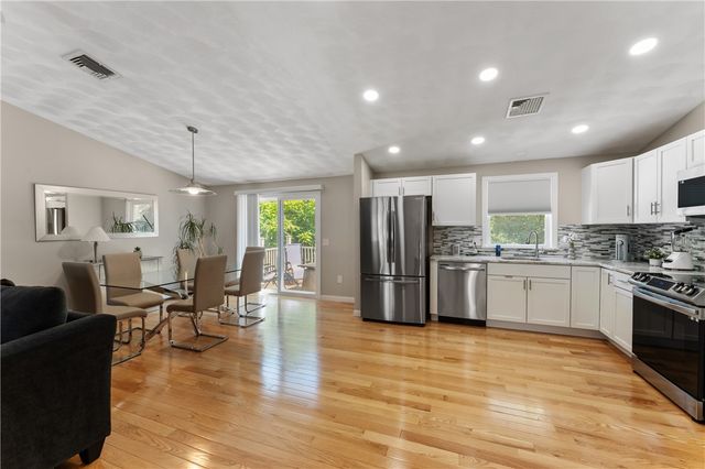 16 Rachella Court, East Providence, RI 02914