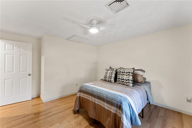 16 Rachella Court, East Providence, RI 02914