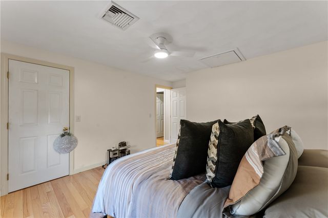 16 Rachella Court, East Providence, RI 02914