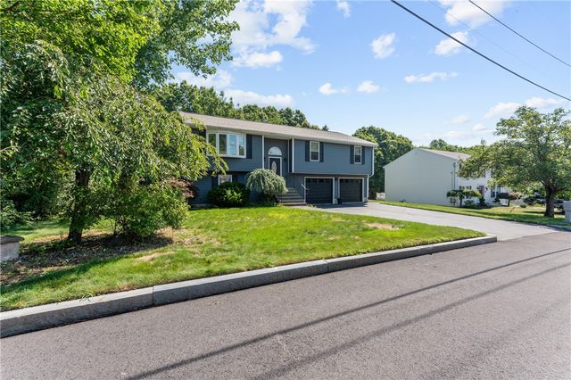 16 Rachella Court, East Providence, RI 02914