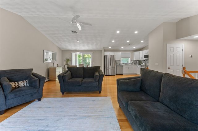 16 Rachella Court, East Providence, RI 02914
