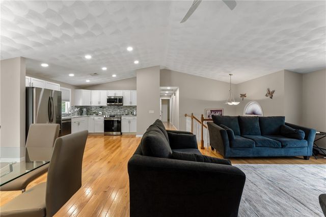16 Rachella Court, East Providence, RI 02914