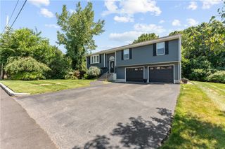 16 Rachella Court, East Providence, RI 02914