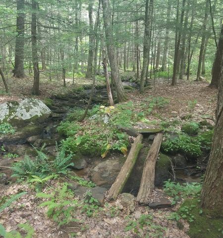 266 Holland Rd, Sturbridge, MA 01518