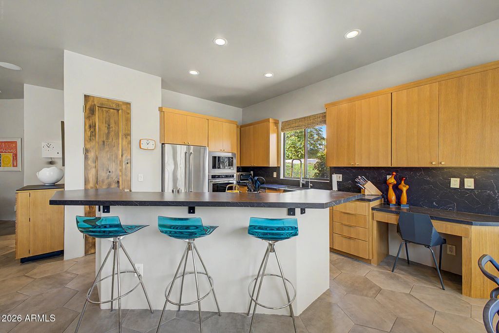 4613 N 31ST Street, Phoenix, AZ 85016 — photo 2