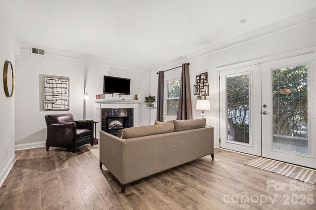 1012 Queens Road Apt C, Charlotte, NC 28207