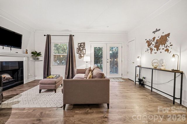 1012 Queens Road Apt C, Charlotte, NC 28207