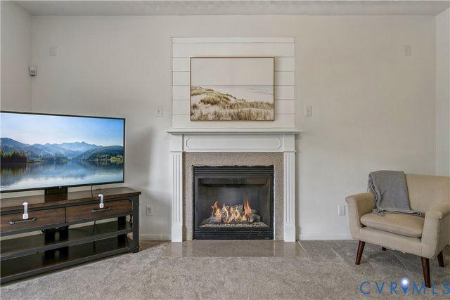 2028 Merrick Dr, Hayes, VA 23072