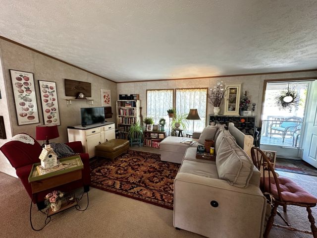 163 IMPERIAL Way, Edinboro, PA 16412