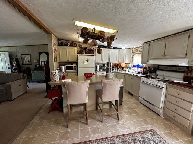 163 IMPERIAL Way, Edinboro, PA 16412