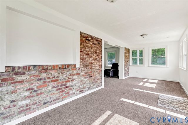 16246 W Patrick Henry Rd, Montpelier, VA 23192