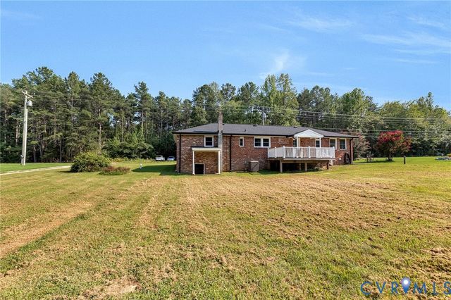 16246 W Patrick Henry Rd, Montpelier, VA 23192