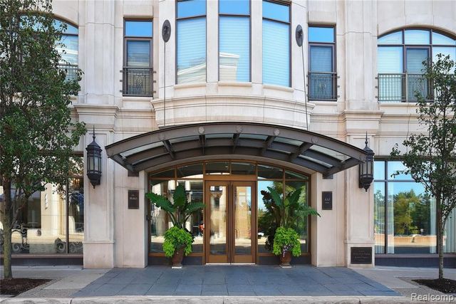 111 Willits Street, Birmingham, MI 48009