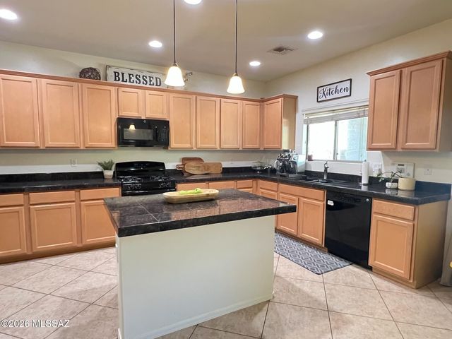 12870 N Fox Hollow Drive, Marana, AZ 85653