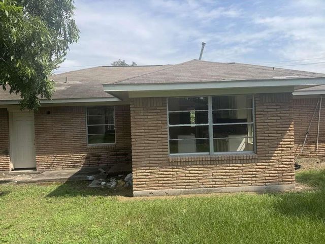 205 W Rittenhouse Street, Houston, TX 77076