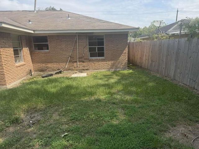 205 W Rittenhouse Street, Houston, TX 77076