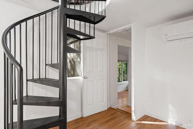 10987 Terrace Dr, Forestville, CA 95436