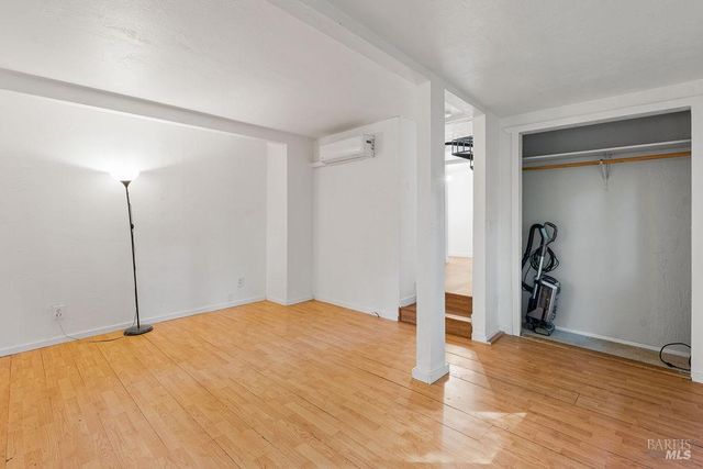 10987 Terrace Dr, Forestville, CA 95436