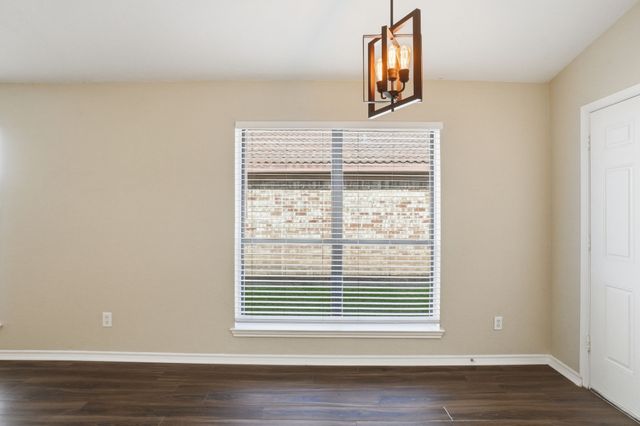 1118 Sandalwood Lane, Desoto, TX 75115