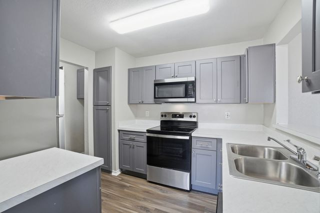 1118 Sandalwood Lane, Desoto, TX 75115