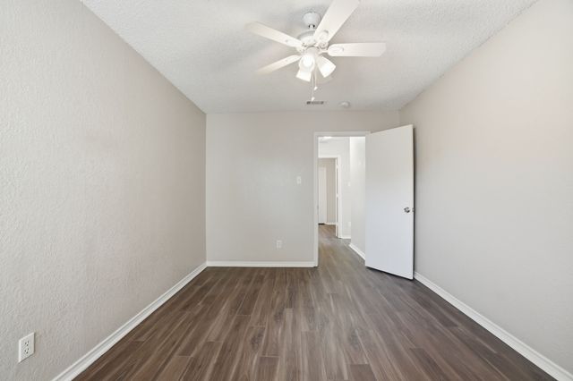 1118 Sandalwood Lane, Desoto, TX 75115