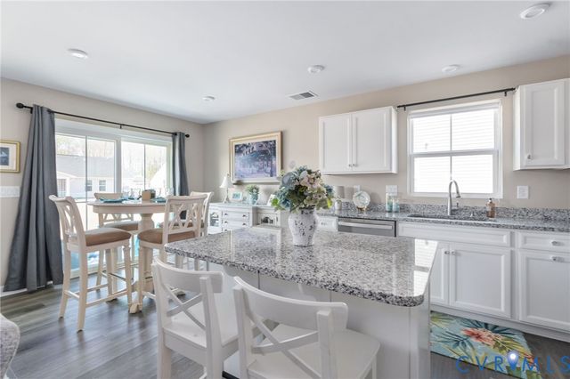 7458 Southamptonshire Way, New Kent, VA 23124