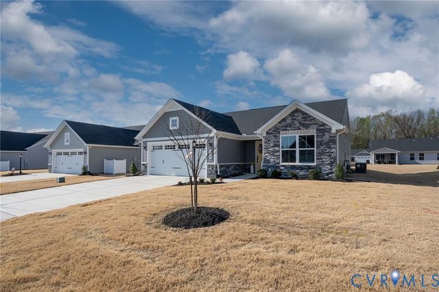 7458 Southamptonshire Way, New Kent, VA 23124