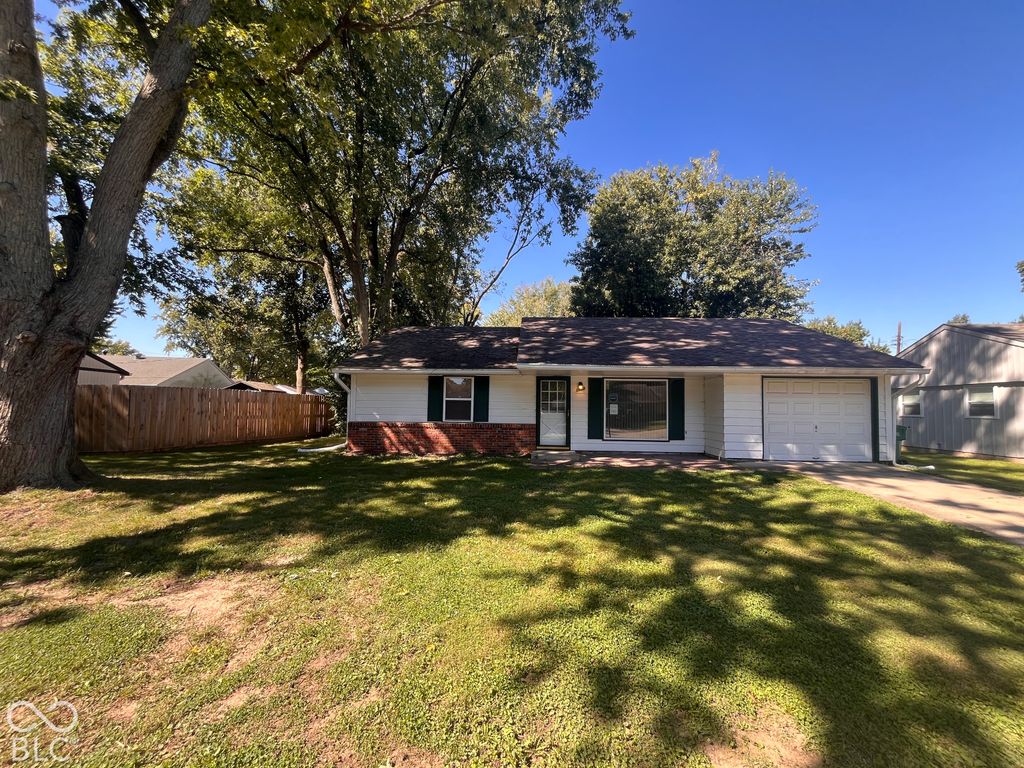 1112 Walton Drive, Plainfield, IN 46168