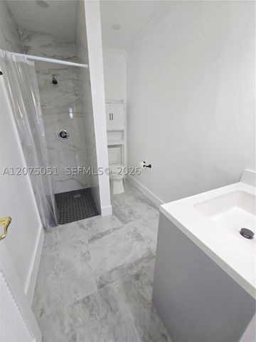 6746 NW 188th Ter, Hialeah, FL 33015
