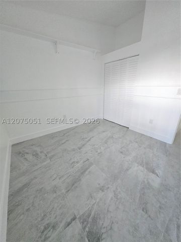 6746 NW 188th Ter, Hialeah, FL 33015