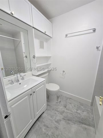 6746 NW 188th Ter, Hialeah, FL 33015