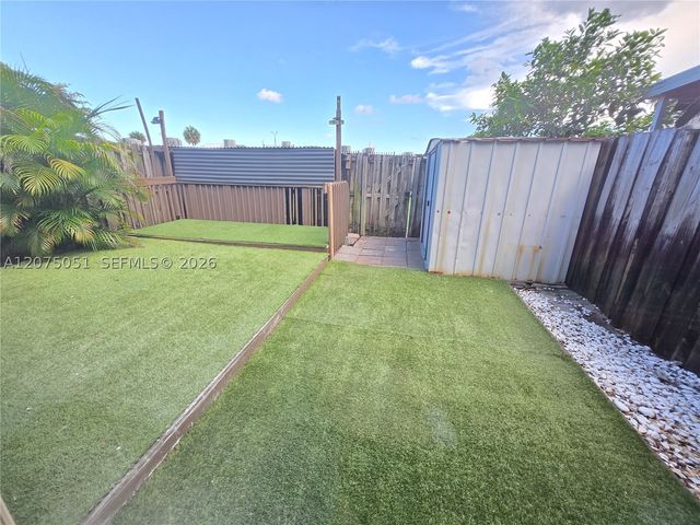 6746 NW 188th Ter, Hialeah, FL 33015