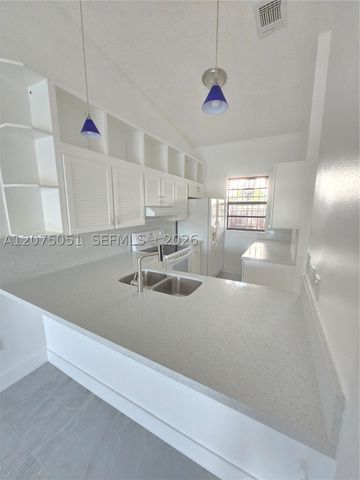 6746 NW 188th Ter, Hialeah, FL 33015
