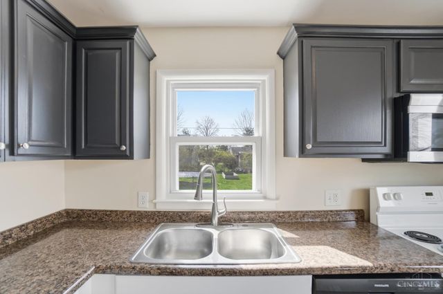 701 Southline Drive, Lebanon, OH 45036