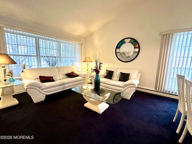 280 Jamaica Boulevard, Toms River, NJ 08757