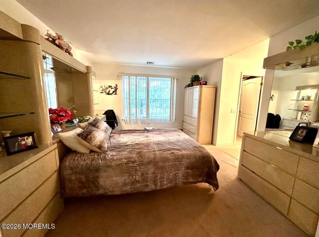 280 Jamaica Boulevard, Toms River, NJ 08757