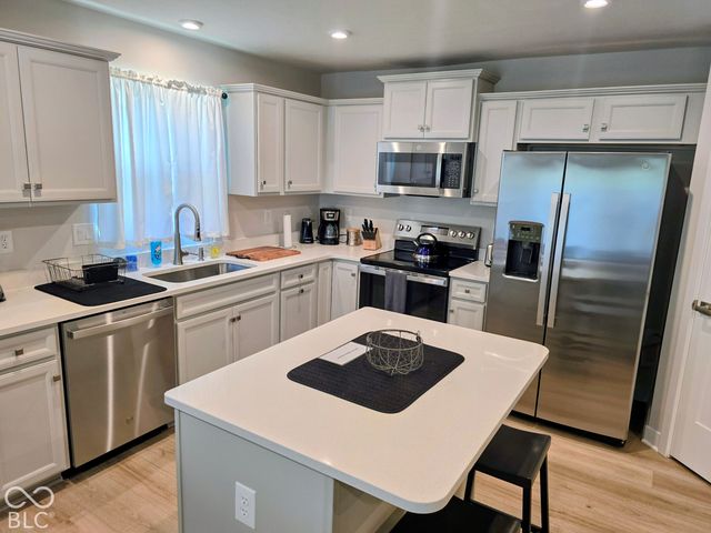 6024 Sanborn Drive, Plainfield, IN 46168