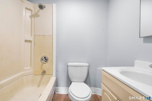 10 Warner Street, Hartford, CT 06114