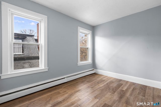 10 Warner Street, Hartford, CT 06114