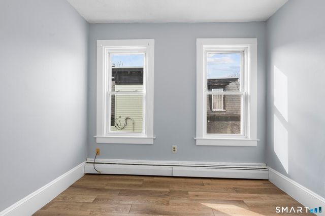 10 Warner Street, Hartford, CT 06114